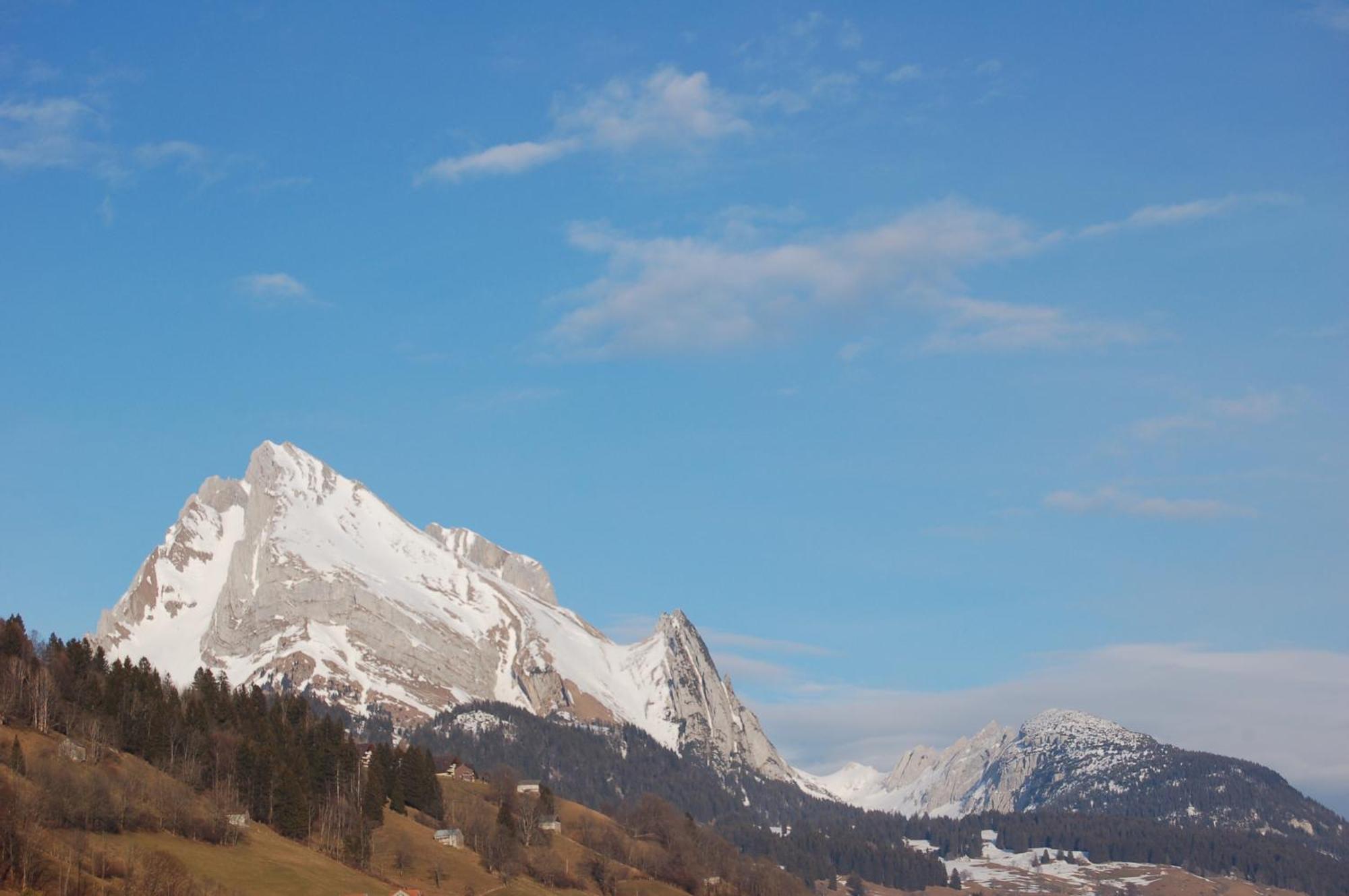 Gasthaus Schaefli Alt St. Johann ภายนอก รูปภาพ