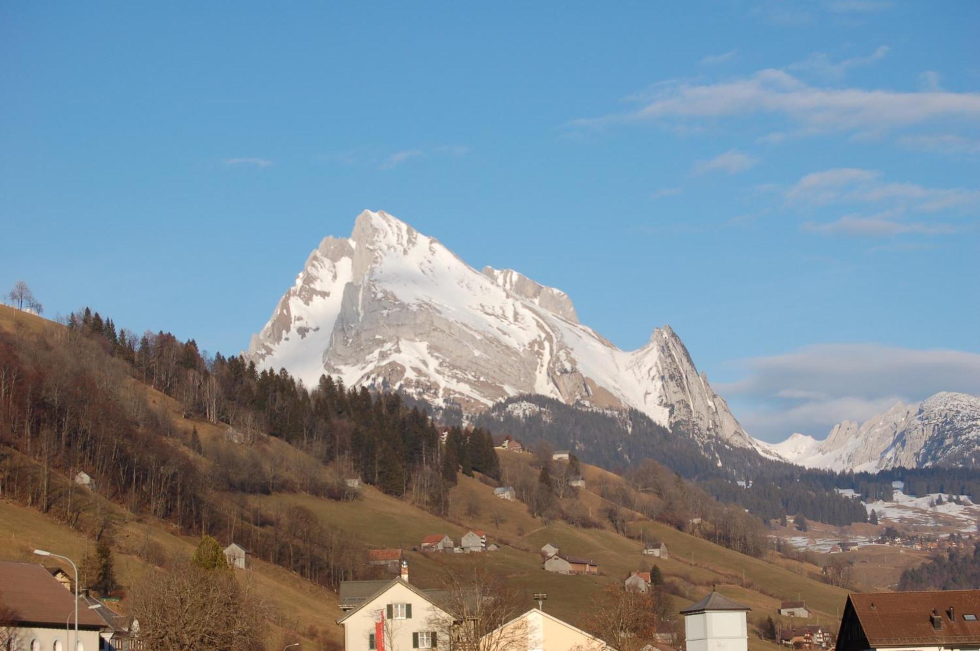 Gasthaus Schaefli Alt St. Johann ภายนอก รูปภาพ